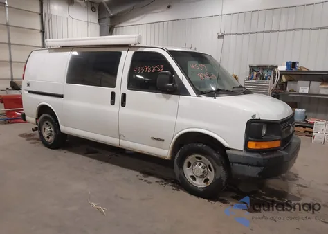 2004 Chevrolet Express G3500 from USA, damaged, VIN 1GCHG35U441190266